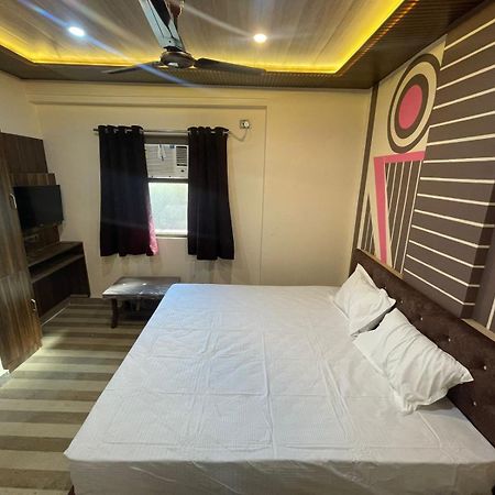 Kailash Inn Guest House 瓦拉纳西 外观 照片