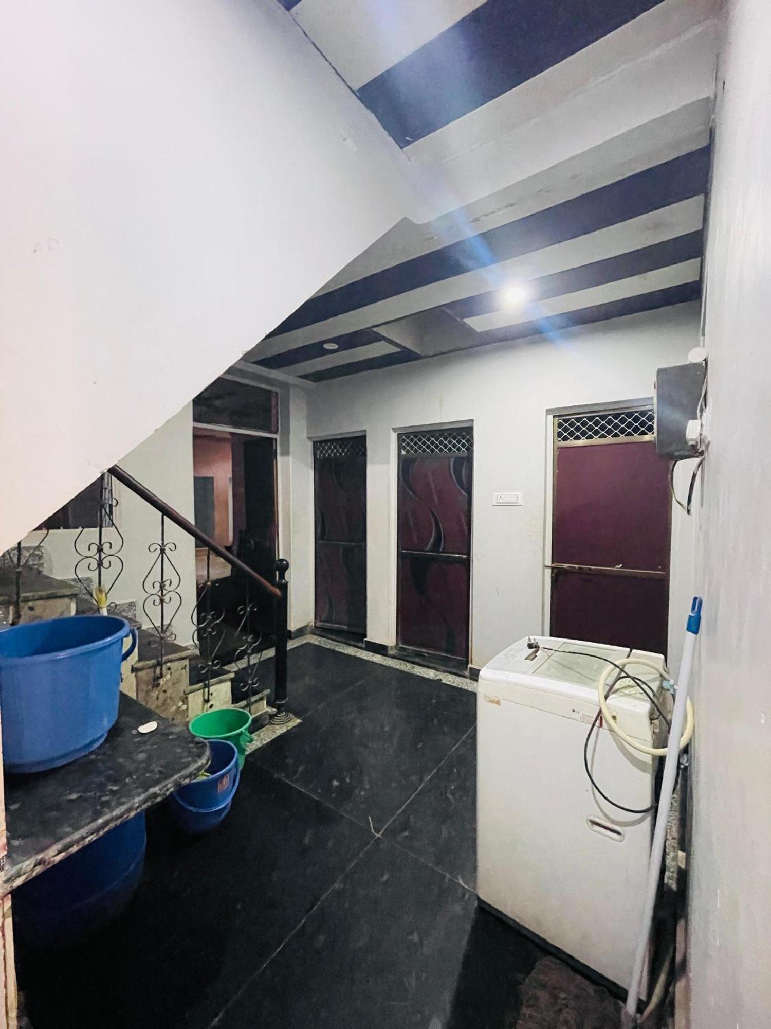 Kailash Inn Guest House 瓦拉纳西 外观 照片